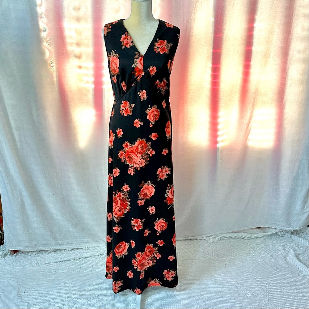 Vintage 70s Black Floral V Neck Empire Waist Maxi Dress Size Large or 12